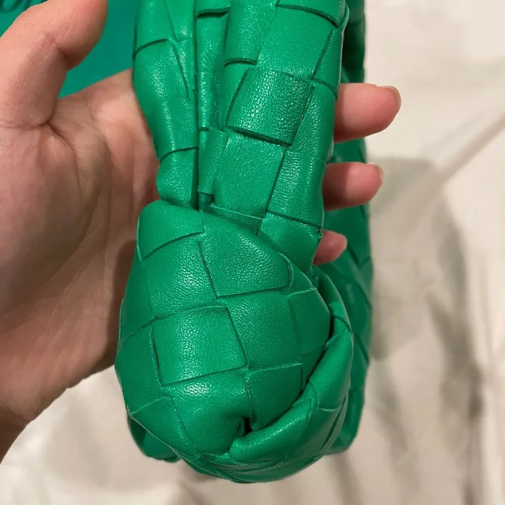 Bottega Veneta mini Jodie Leather bag parakeet green color Intrecciato design - Picture 10 of 12
